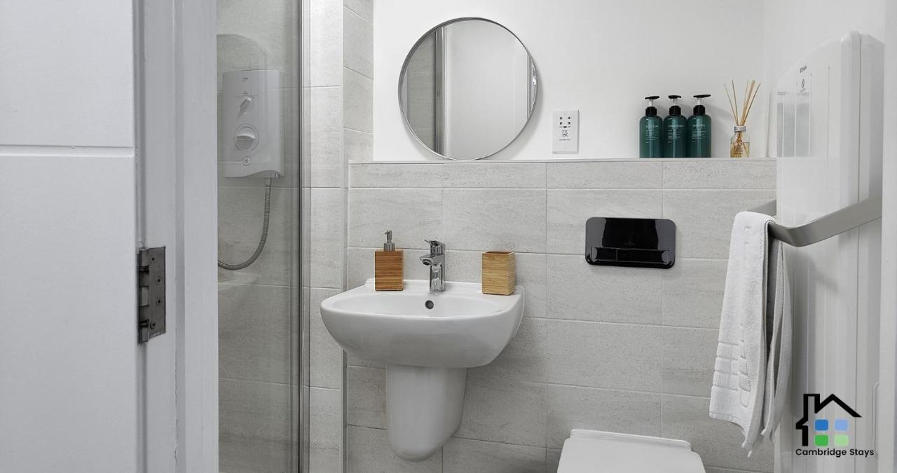 Cambridge Stays Central Apart Hotel 1Br Flats-Easy Walk To City Centre-Parking Kültér fotó
