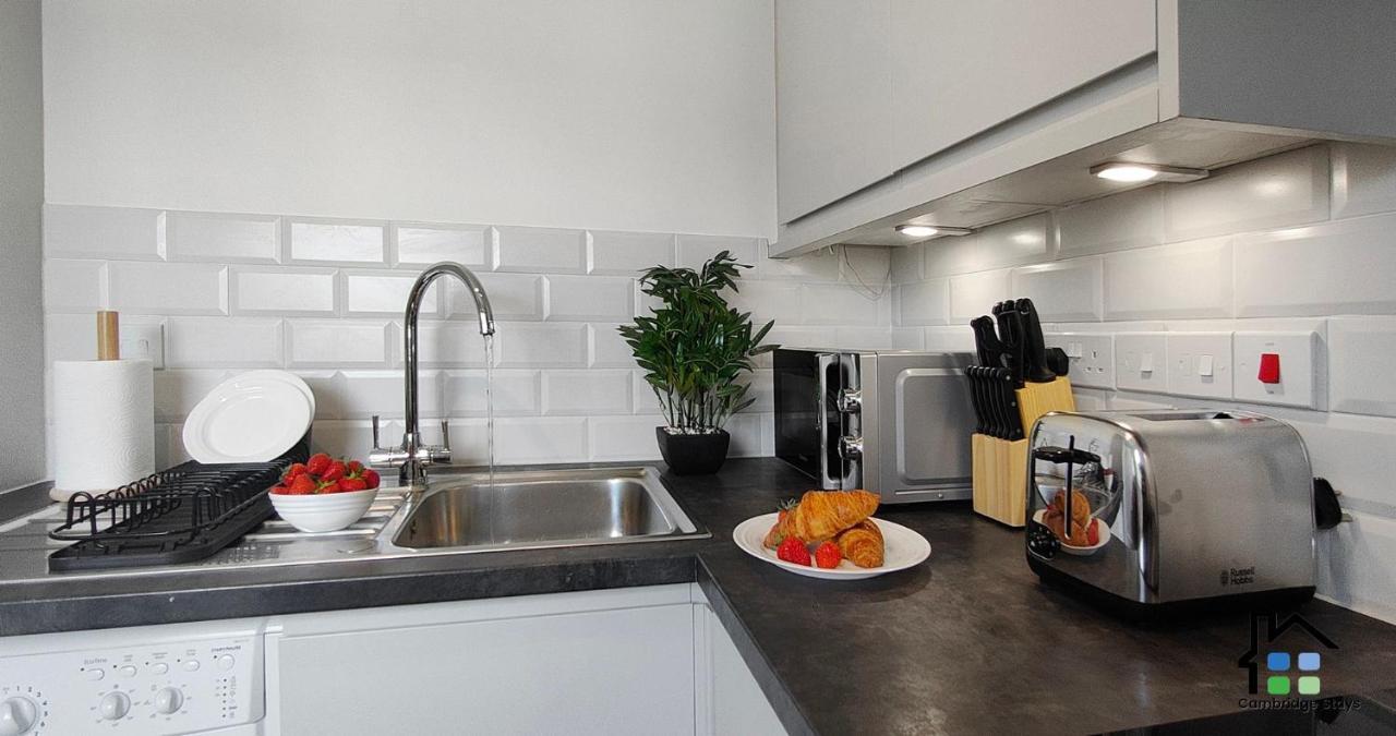 Cambridge Stays Central Apart Hotel 1Br Flats-Easy Walk To City Centre-Parking Kültér fotó